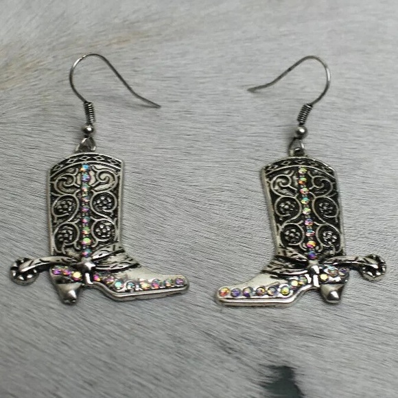 NWT Western Cowboy Boot Earrings Womens Silver Crystal Wire 1 1/4 x 1 1/8 in - Picture 9 of 14